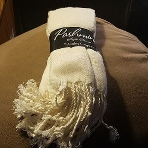Pashmina scarf